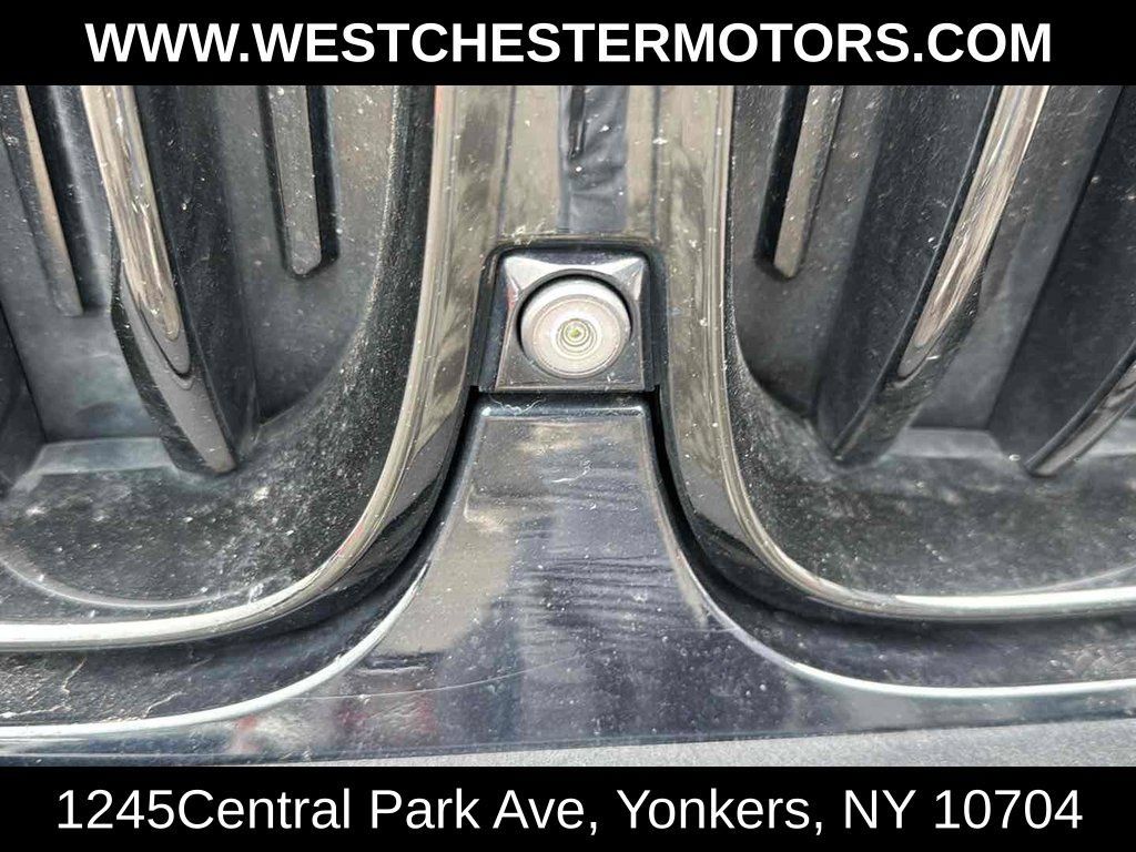 Used 2020 BMW X5 M50i w/ Premium Package AWD/4WD image 10