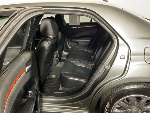 Used 2012 Chrysler 300 Limited RWD image 30