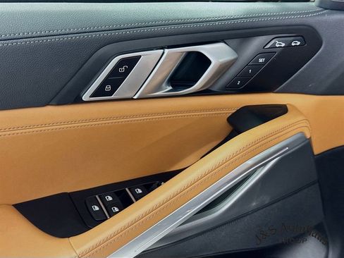 Used 2023 BMW X6 xDrive40i w/ M Sport Package image 23