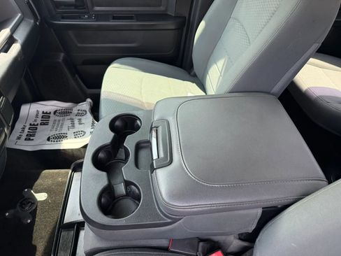 Used 2016 RAM 1500 Express w/ Black Ram 1500 Express Group AWD/4WD image 14