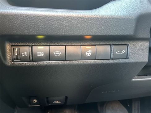 Used 2024 Toyota RAV4 SE w/ Weather & Moonroof Package image 18