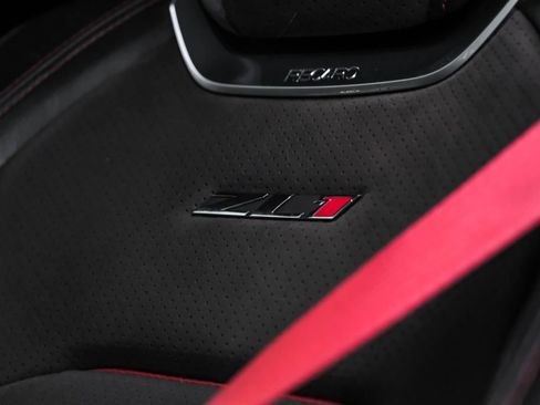 Used 2018 Chevrolet Camaro ZL1 RWD image 18