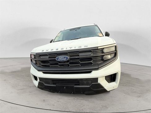 Certified 2025 Ford Expedition Max Active image 6