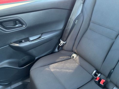 Used 2024 Nissan Rogue S AWD/4WD image 39