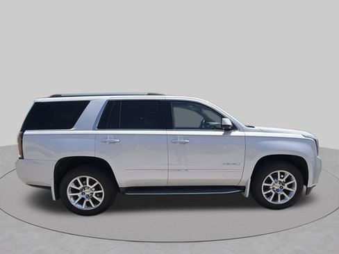 Used 2017 GMC Yukon Denali w/ Open Road Package AWD/4WD image 2