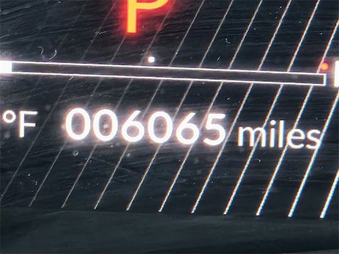 Certified 2025 Acura TLX w/ Technology Package image 24