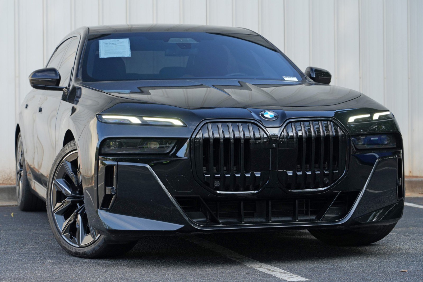 Used 2023 BMW 740i RWD image 4