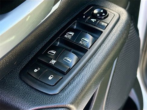 Used 2019 RAM 1500 Big Horn image 17