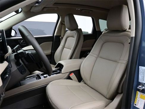 Used 2024 Lincoln Corsair FWD w/ Equipment Group 101A image 5