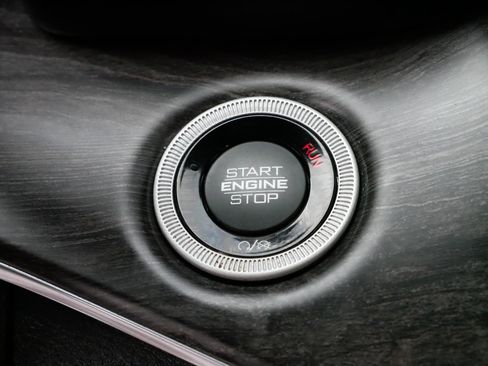 Used 2022 Jeep Grand Cherokee L Overland image 29