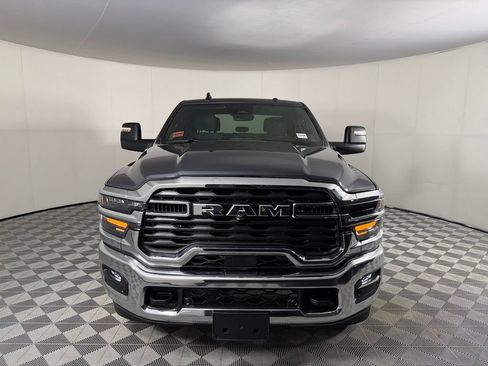 Used 2026 RAM 2500 Big Horn AWD/4WD image 3