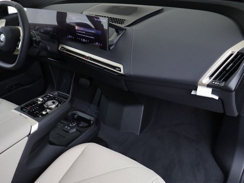 New 2026 BMW iX xDrive45 image 21