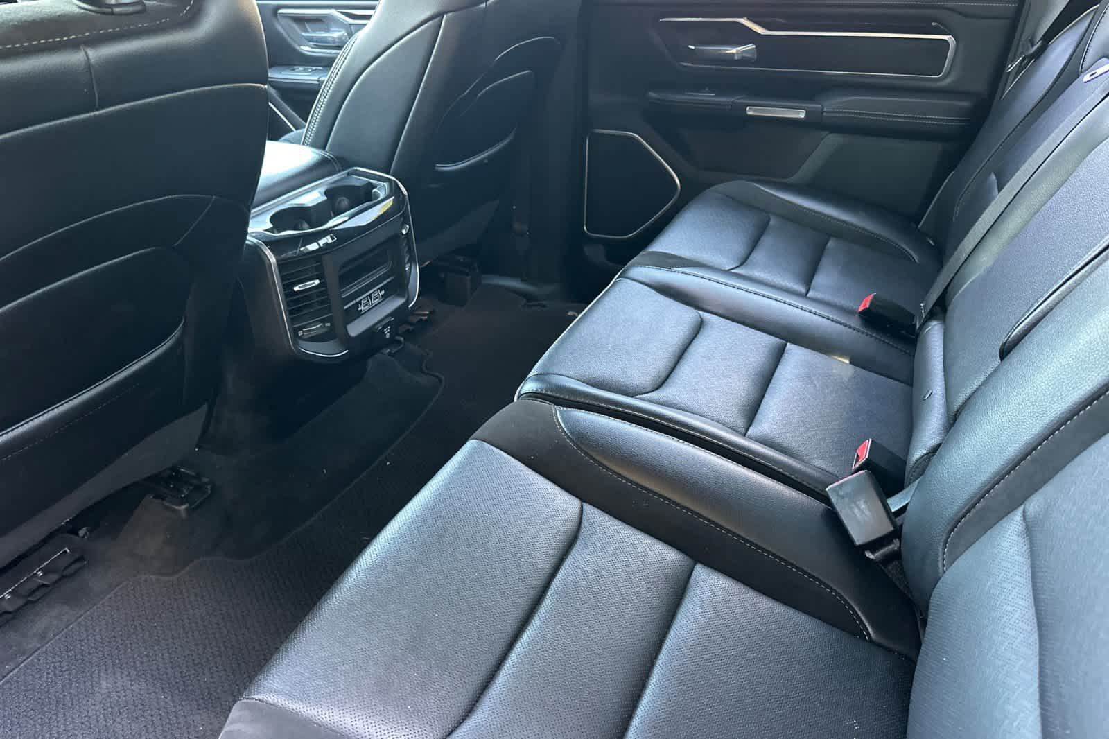 Used 2020 RAM 1500 Laramie w/ Sport Appearance Package AWD/4WD image 5