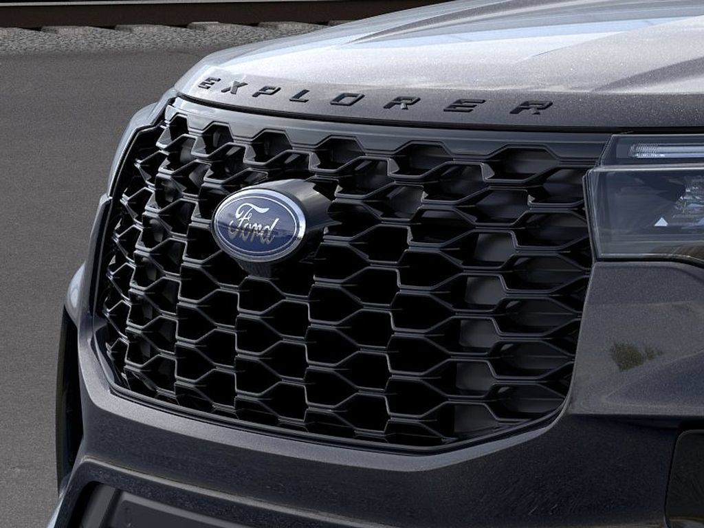 New 2026 Ford Explorer ST-Line w/ ST-Line Street Pack AWD/4WD image 17