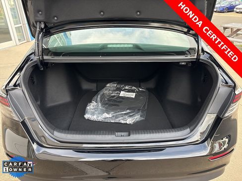 Certified 2025 Honda Accord LX image 29