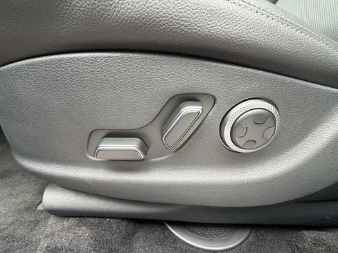 New 2026 Genesis GV70 2.5T Advanced image 14