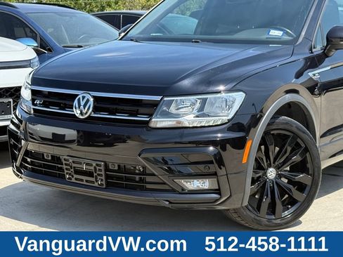 Used 2020 Volkswagen Tiguan SE AWD/4WD image 4