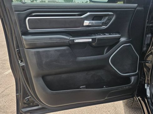 Used 2020 RAM 1500 Laramie w/ Sport Appearance Package AWD/4WD image 26