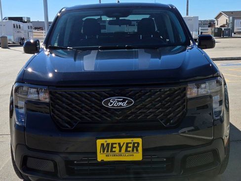 New 2025 Ford Maverick XLT w/ XLT Luxury Package image 3