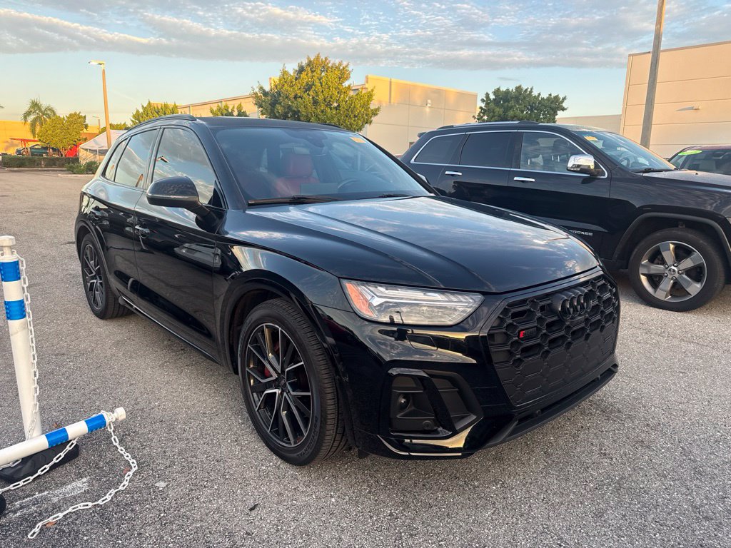 Used 2023 Audi SQ5 Prestige AWD/4WD image 1