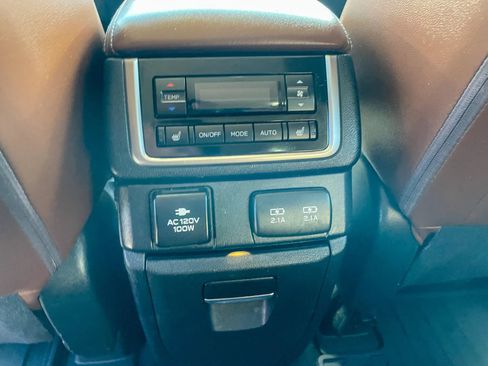 Used 2020 Subaru Ascent Touring AWD/4WD image 22