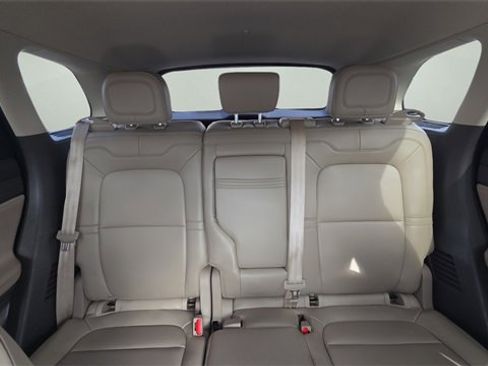 Used 2022 Lincoln Corsair FWD image 13