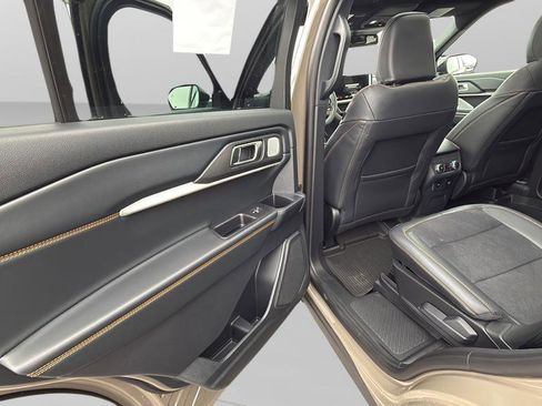 New 2026 Ford Explorer Tremor AWD/4WD image 37