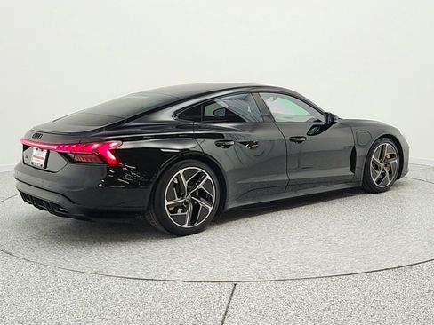 Used 2024 Audi RS e-tron GT image 5