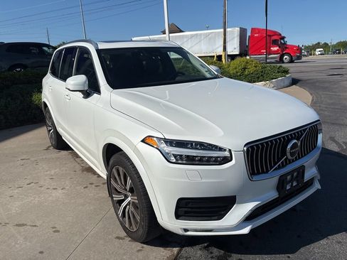 Certified 2023 Volvo XC90 B5 Core w/ Protection Package Premier AWD/4WD image 4