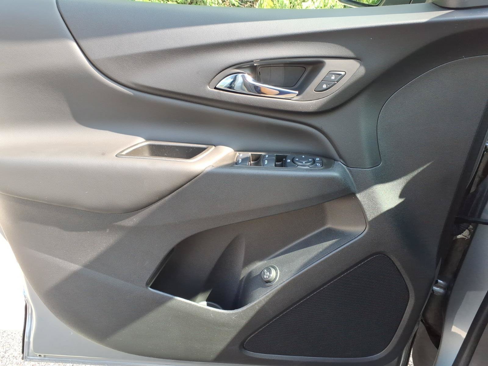 Used 2024 Chevrolet Equinox LT w/ LPO, Floor Liner Package FWD image 23