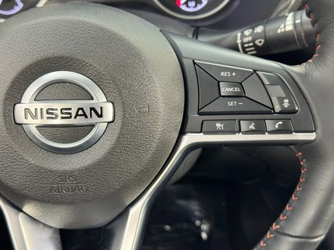 Used 2023 Nissan Sentra SR w/ Midnight Edition Package image 20