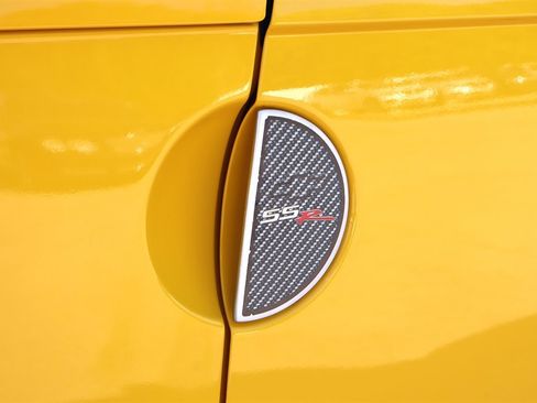 Used 2003 Chevrolet SSR w/ Preferred Equipment Group image 30