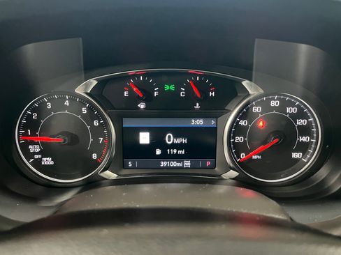 Certified 2023 GMC Acadia SLT w/ Trailering Package image 16