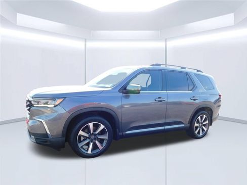 Used 2023 Honda Pilot Elite image 7