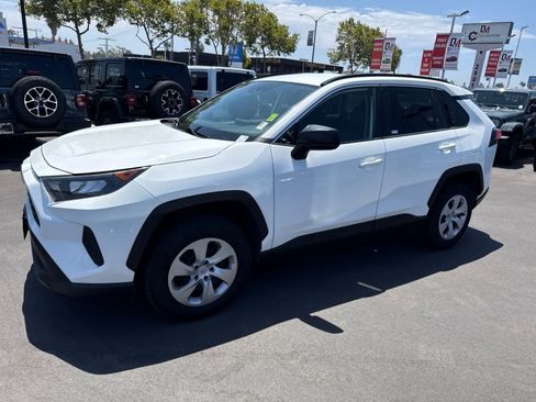 Used 2020 Toyota RAV4 LE FWD image 24