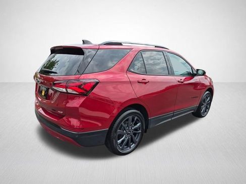 Used 2024 Chevrolet Equinox RS w/ LPO, Floor Liner Package AWD/4WD image 10