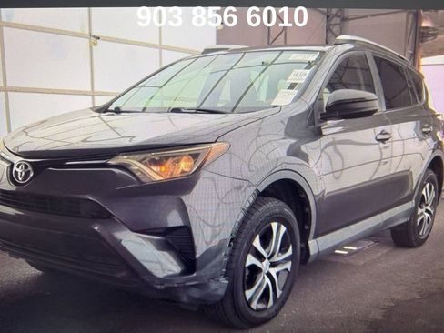 Used 2016 Toyota RAV4 LE image 1