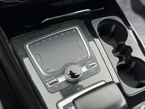 Used 2017 Audi Q7 3.0T Premium Plus image 26