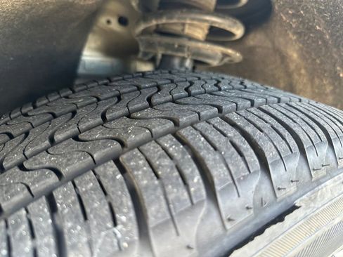 Used 2024 Ford Edge Titanium image 29