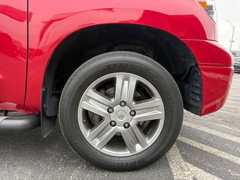 Used 2012 Toyota Tundra Limited w/ Memory Pkg image 24