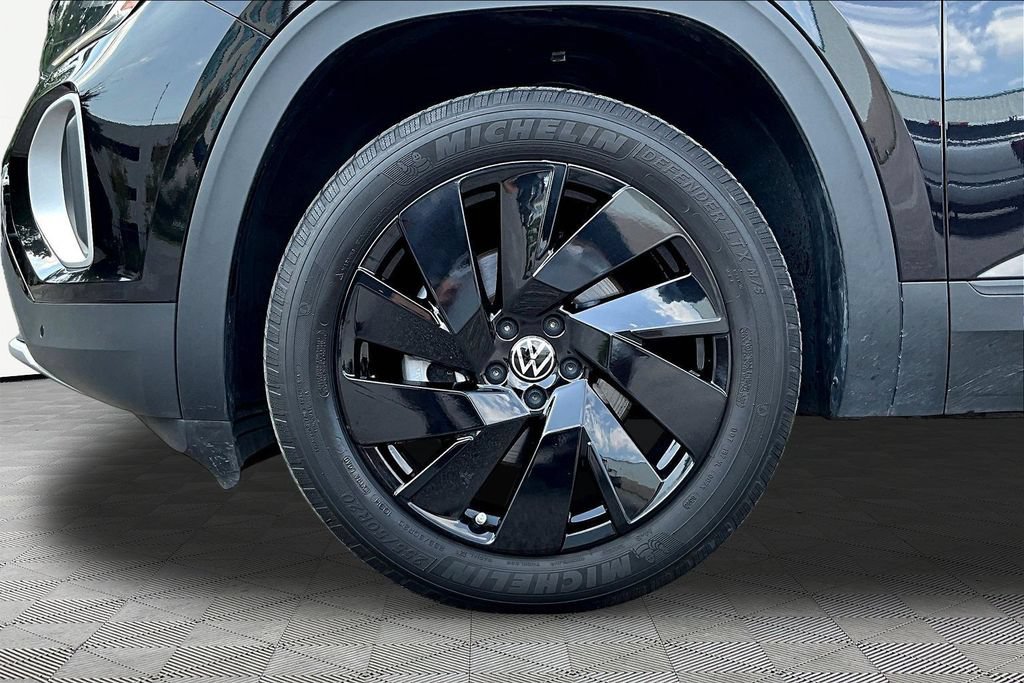 Used 2026 Volkswagen Atlas SE AWD/4WD image 35
