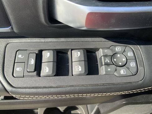 Used 2025 RAM 3500 Big Horn image 25