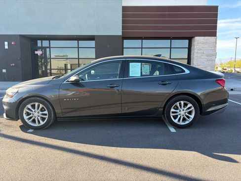 Used 2018 Chevrolet Malibu LT image 3