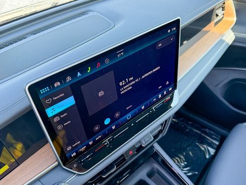 New 2026 Volkswagen Tiguan SEL R-Line image 21