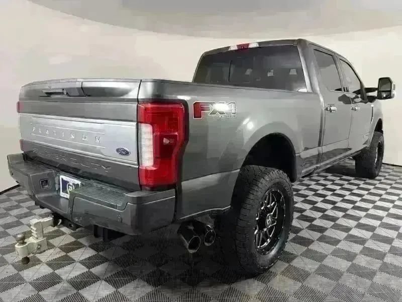 Used 2018 Ford F350 Platinum w/ Platinum Ultimate Package AWD/4WD image 9