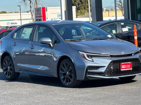 New 2026 Toyota Corolla SE image 10