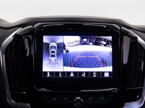 Used 2022 Chevrolet Traverse High Country AWD/4WD image 32