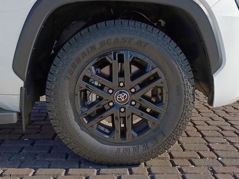 Used 2025 Toyota Sequoia SR5 image 6