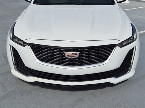 Certified 2022 Cadillac CT5 Luxury image 9