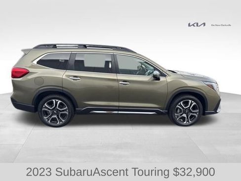 Used 2023 Subaru Ascent Touring image 9